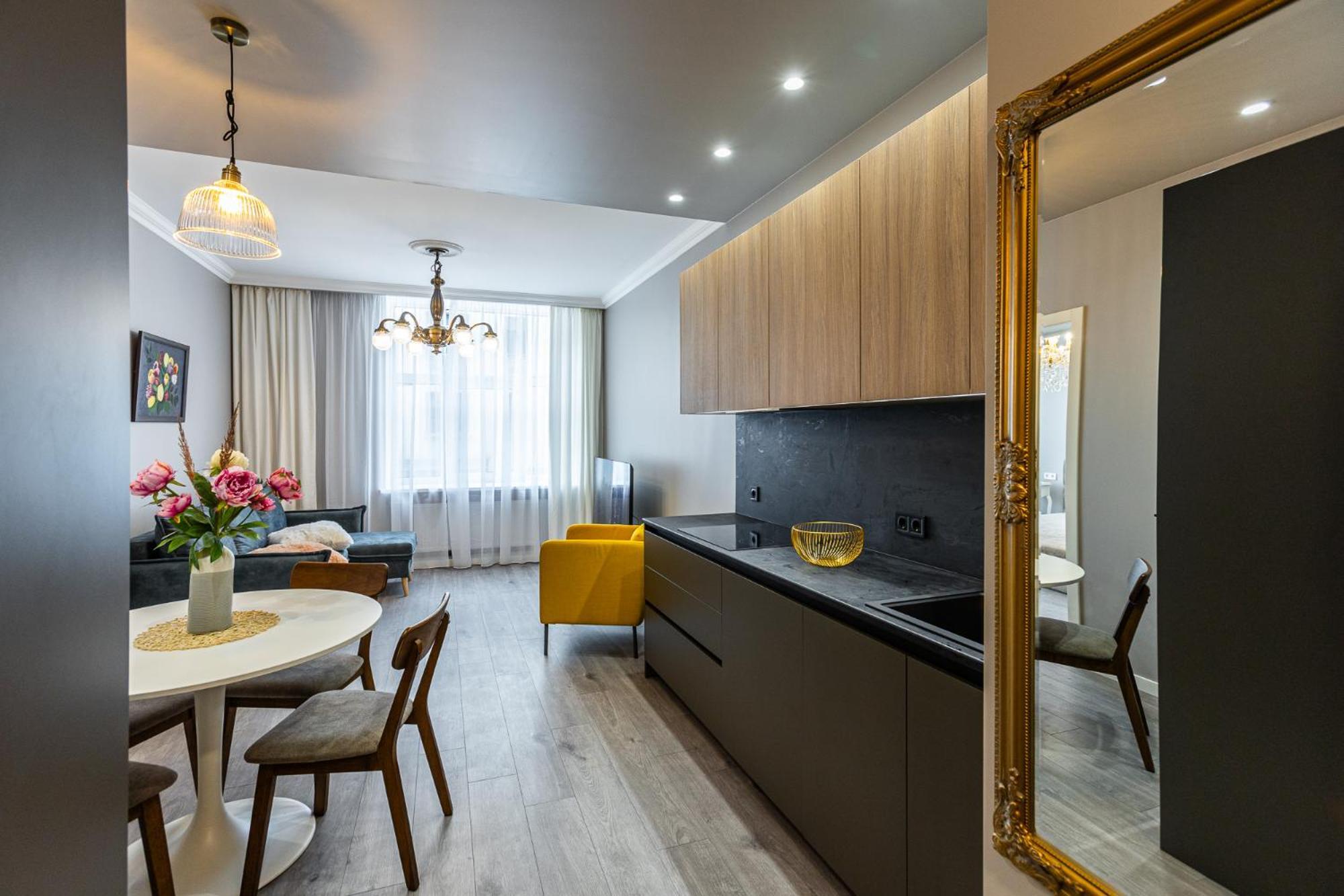 Superb Apartment In City Centre Riga Extérieur photo